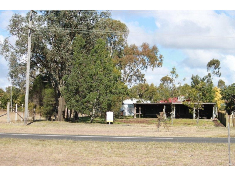 32 Umbiram Road, Wyreema QLD 4352