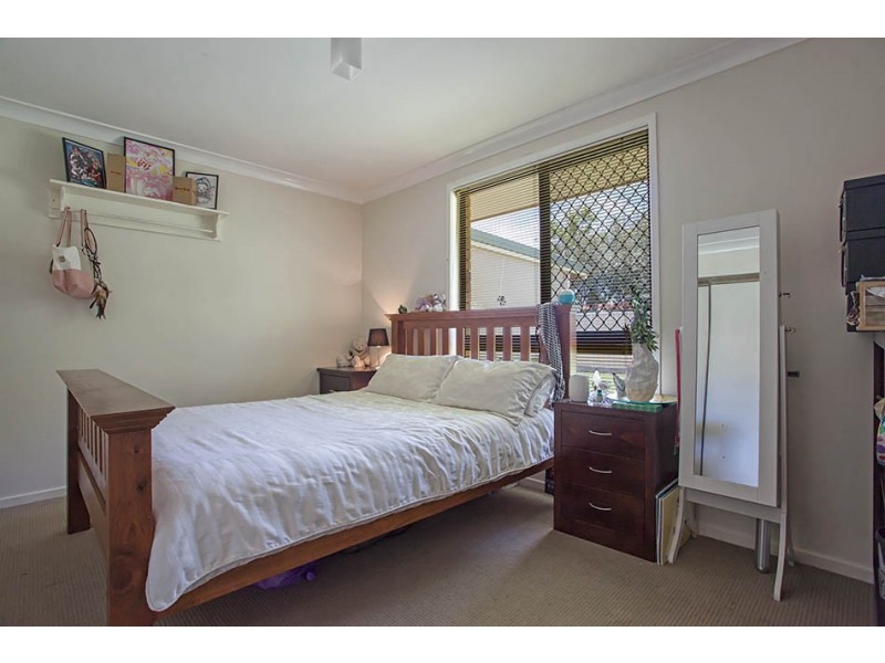 27 Banksia Street, Newtown QLD 4350