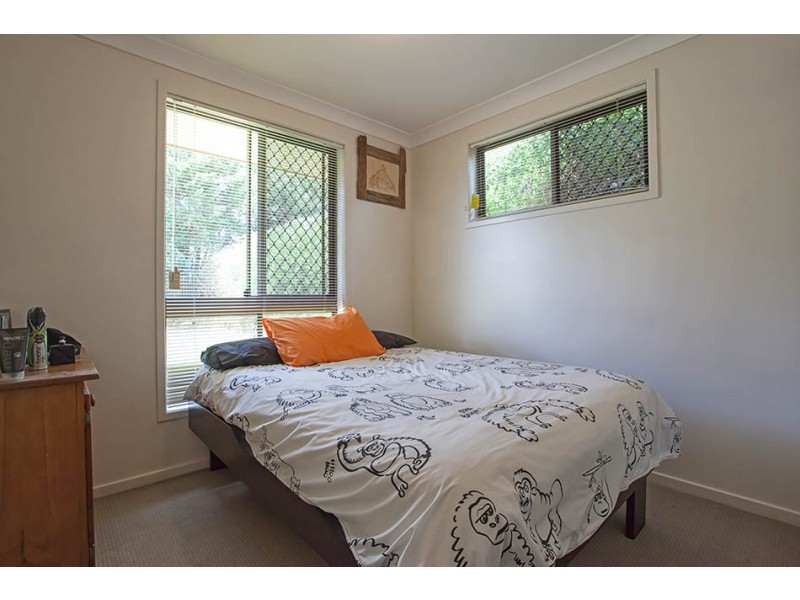 27 Banksia Street, Newtown QLD 4350