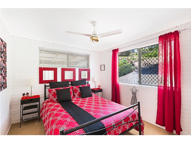 3 Outlook Crescent, Blue Mountain Heights QLD 4350