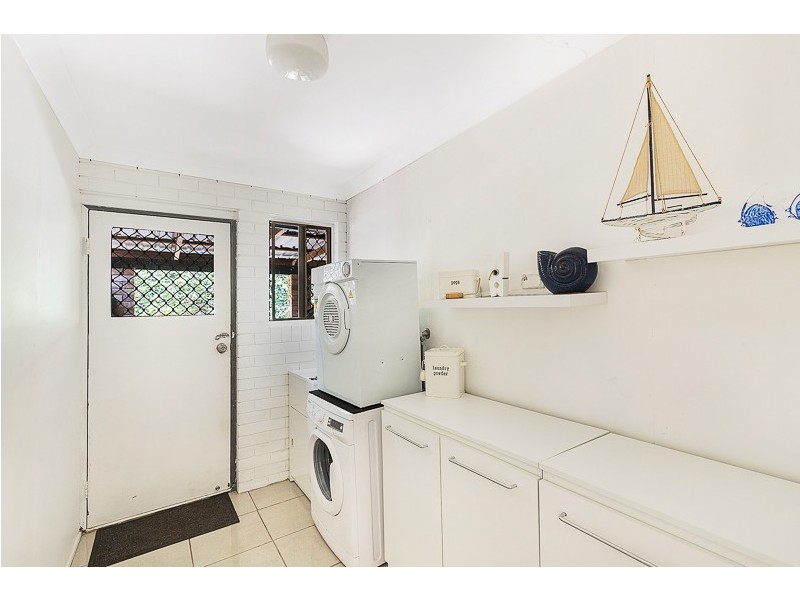 3 Outlook Crescent, Blue Mountain Heights QLD 4350