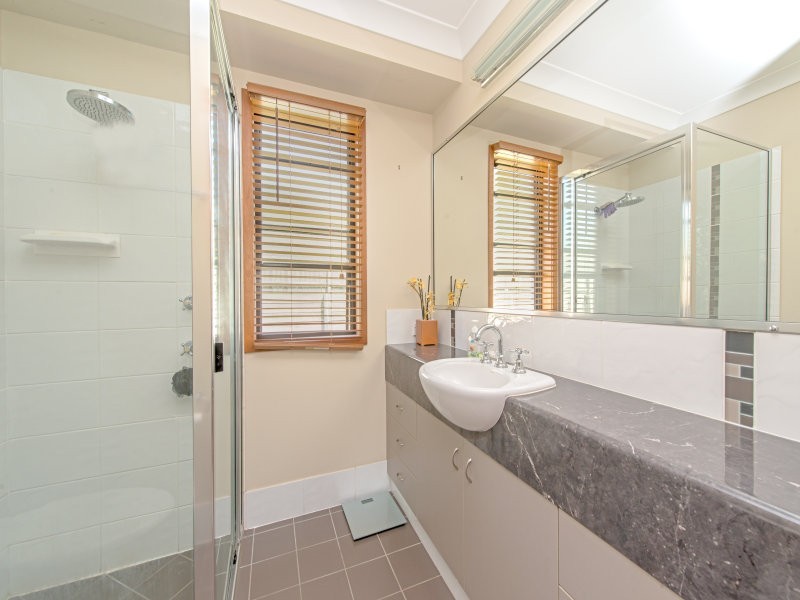 24 Balonne Drive, Glenvale QLD 4350