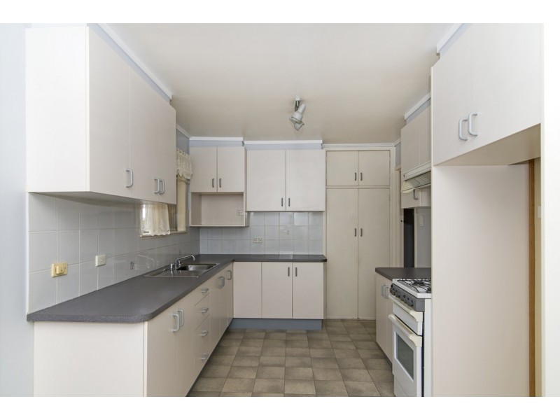 1 Clive Crescent, Darling Heights QLD 4350