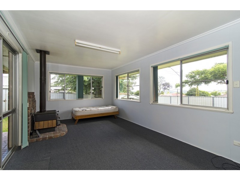 1 Clive Crescent, Darling Heights QLD 4350