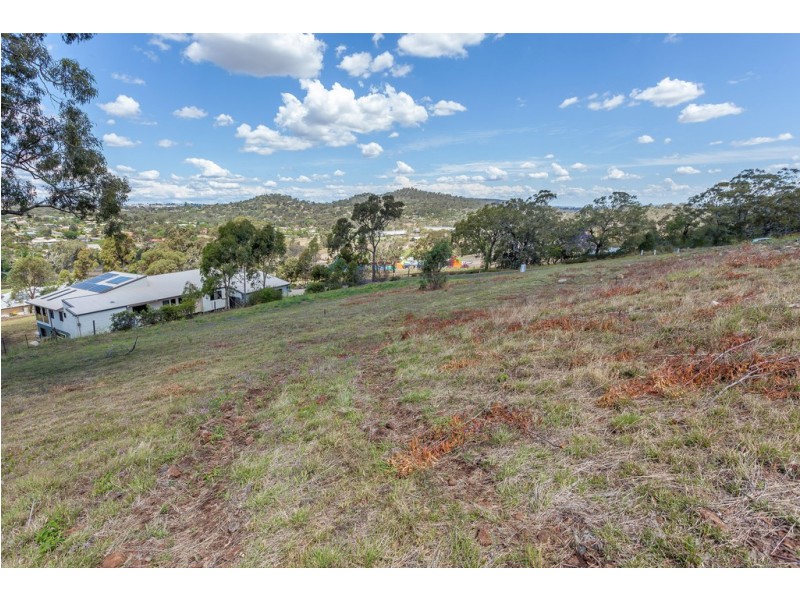 21 Harvey Road, Glenvale QLD 4350