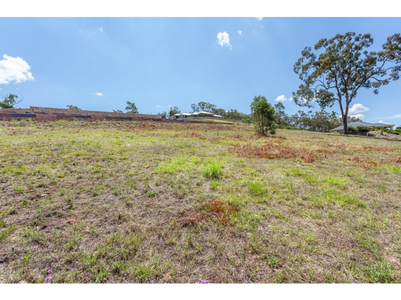 21 Harvey Road, Glenvale QLD 4350