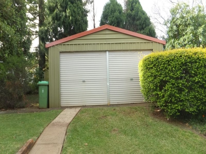 43 Sardon Street, Centenary Heights QLD 4350