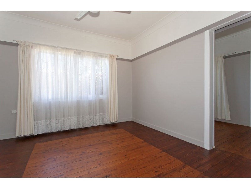 182 Ruthven Street, North Toowoomba QLD 4350