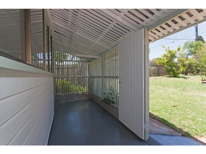 182 Ruthven Street, North Toowoomba QLD 4350