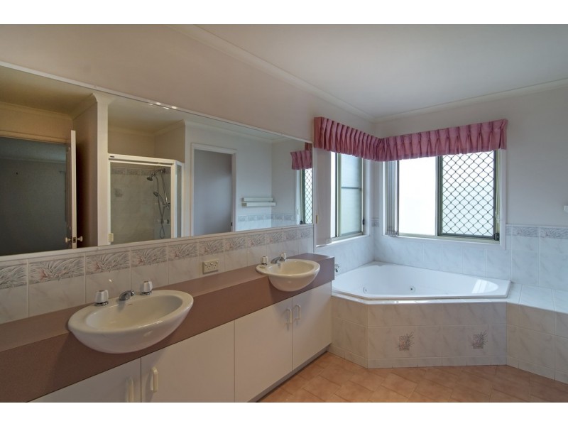 23 Kurtz Street, Kearneys Spring QLD 4350