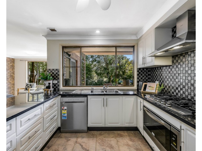 5 Jull Drive, Centenary Heights QLD 4350