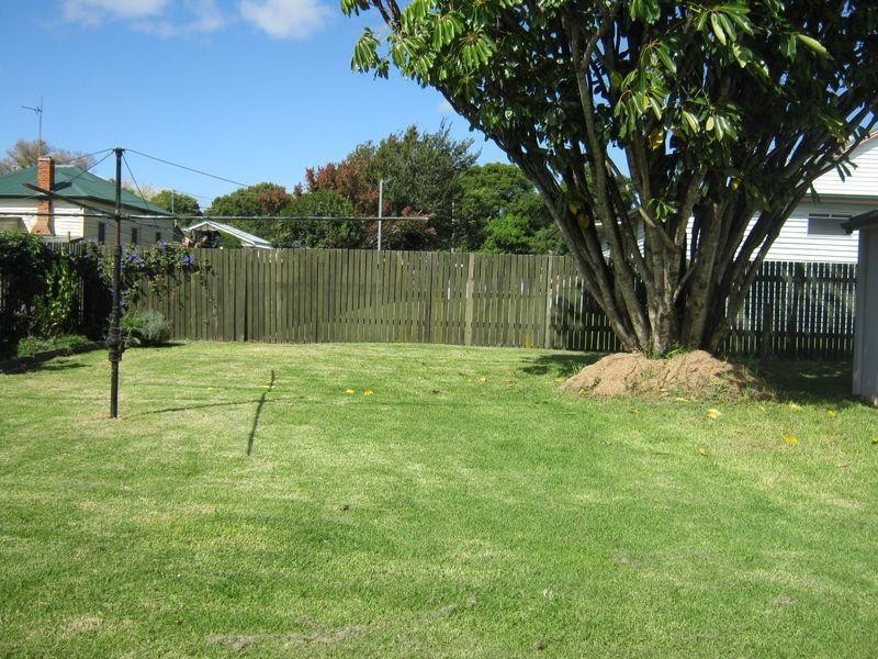 74 Taylor Street, Newtown QLD 4350