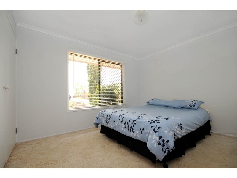 9 Spies Court, Mount Lofty QLD 4350