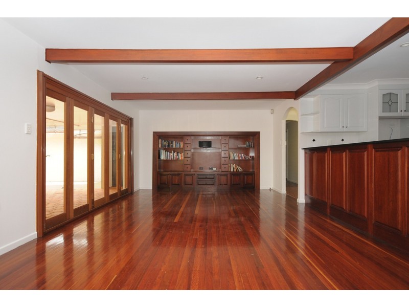 184 Rowbotham Street, Middle Ridge QLD 4350