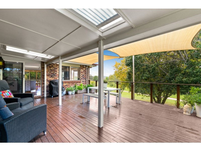 8 Tulip Court, Middle Ridge QLD 4350