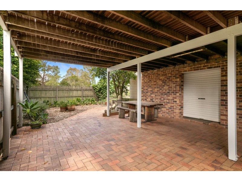 8 Tulip Court, Middle Ridge QLD 4350