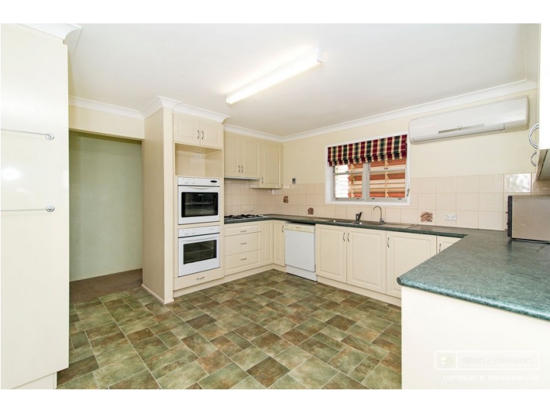 101 Ramsay Street, Centenary Heights QLD 4350