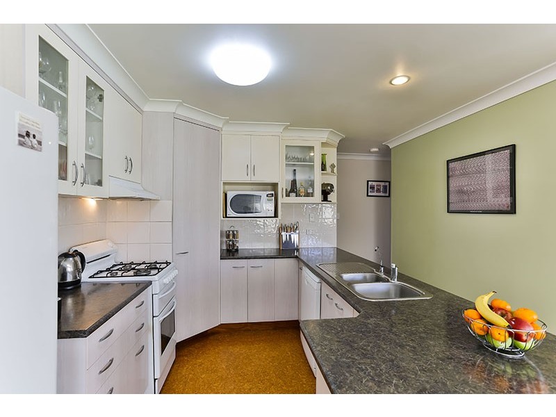 5 Caribou Court, Wilsonton QLD 4350