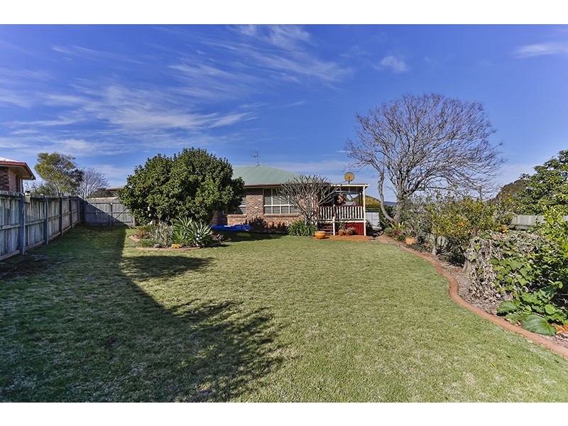 5 Caribou Court, Wilsonton QLD 4350