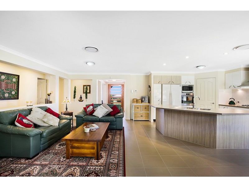 7 Coverack Street, Kleinton QLD 4352