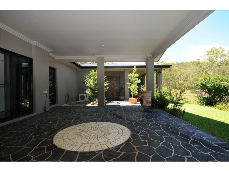 202 Preston Boundary Road, Top Camp QLD 4350