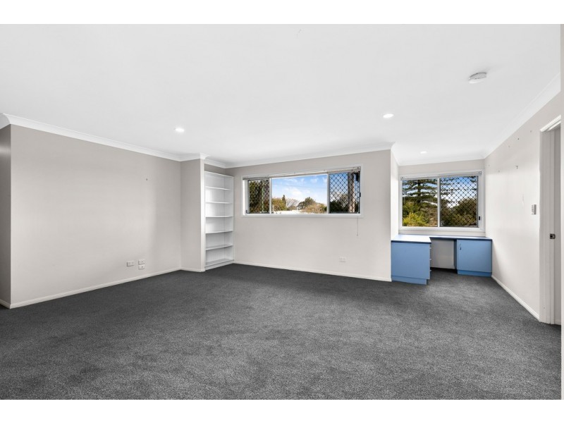 39 Mina Street, Rangeville QLD 4350