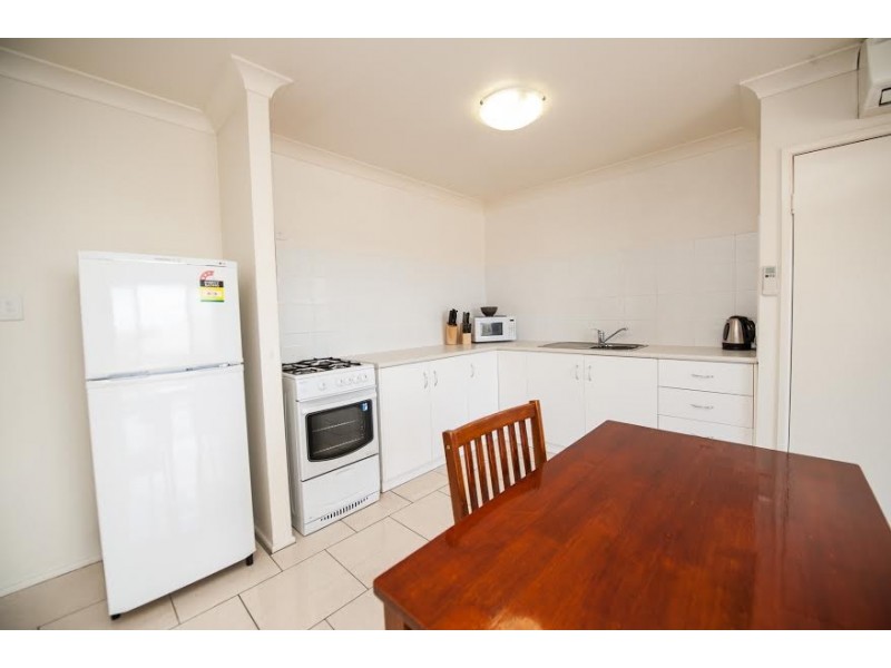 18/1-3 Uniplaza Court, Kearneys Spring QLD 4350