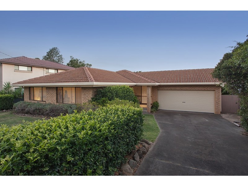 14 Barrymount Crescent, Mount Lofty QLD 4350