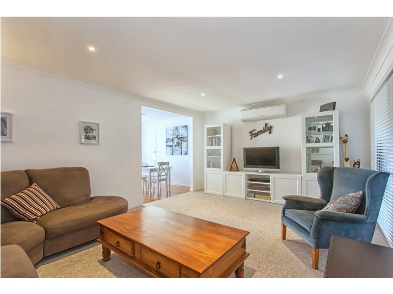 14 Barrymount Crescent, Mount Lofty QLD 4350