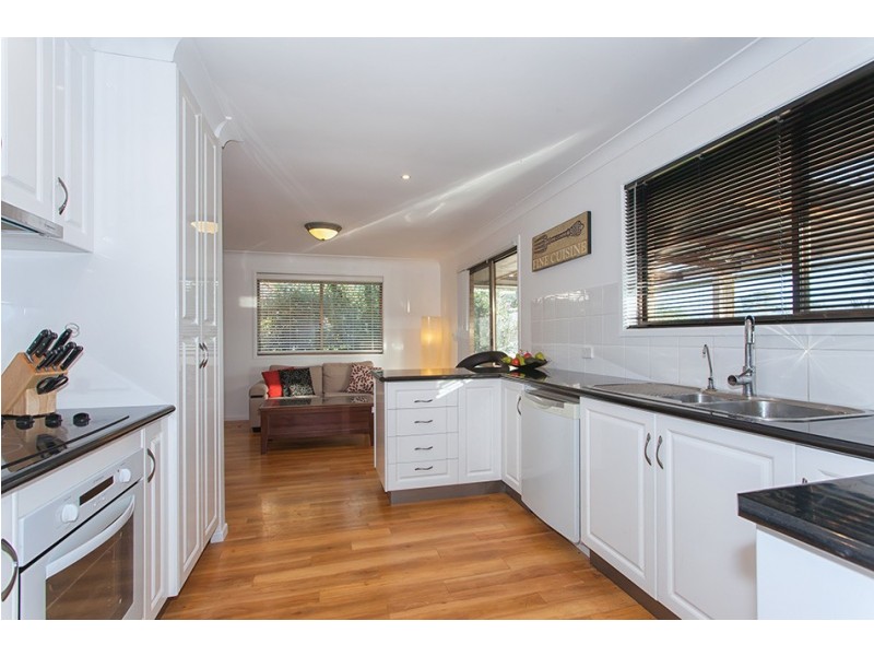 14 Barrymount Crescent, Mount Lofty QLD 4350