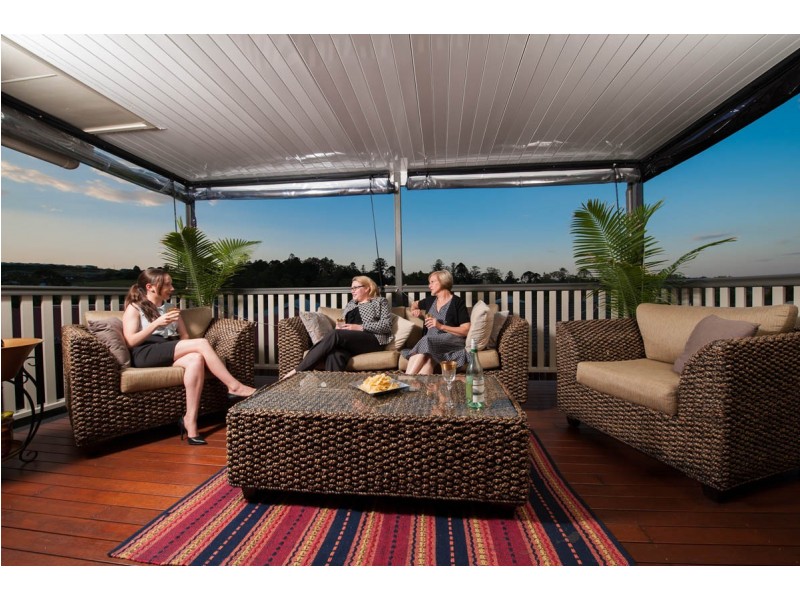 Unit 1/18 Willowburn Drive, Rockville QLD 4350