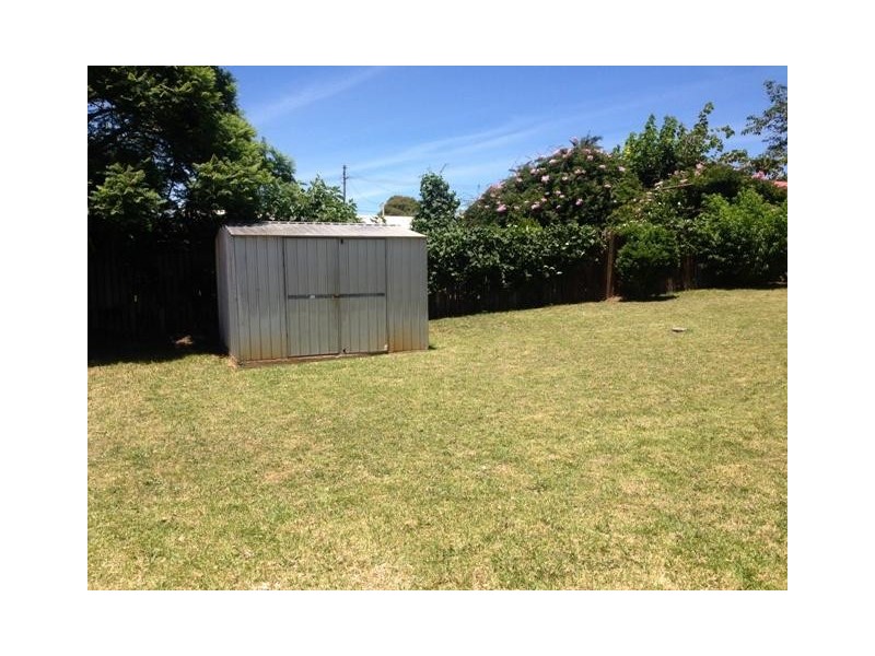 4 Dunemann Street, Kearneys Spring QLD 4350
