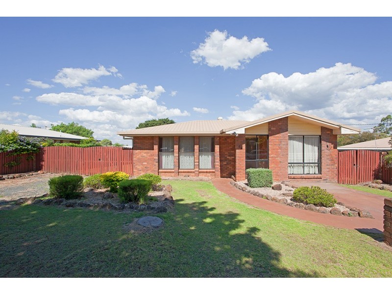 44 Traminer Drive, Wilsonton QLD 4350