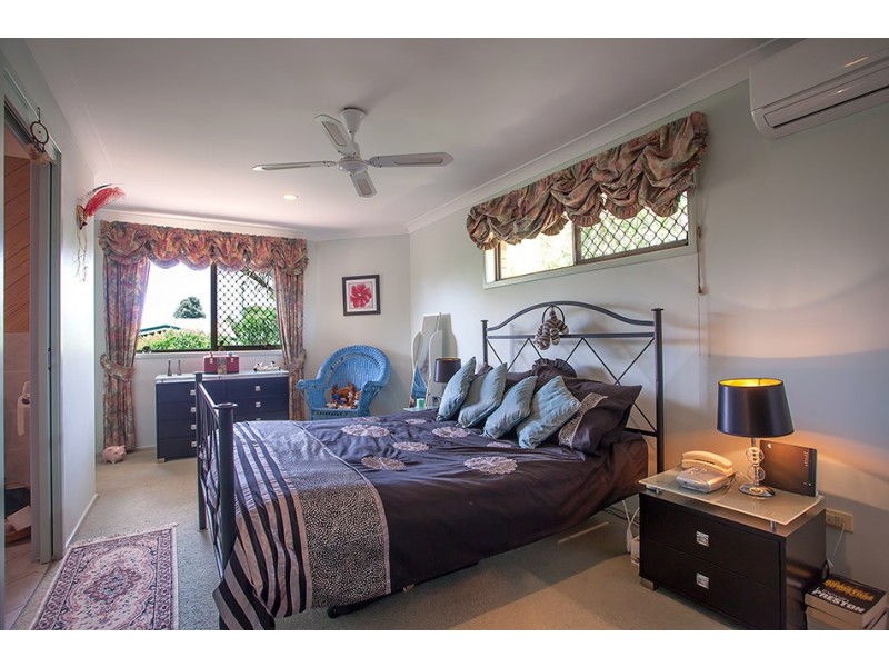 5 Glengowan Court, Newtown QLD 4350