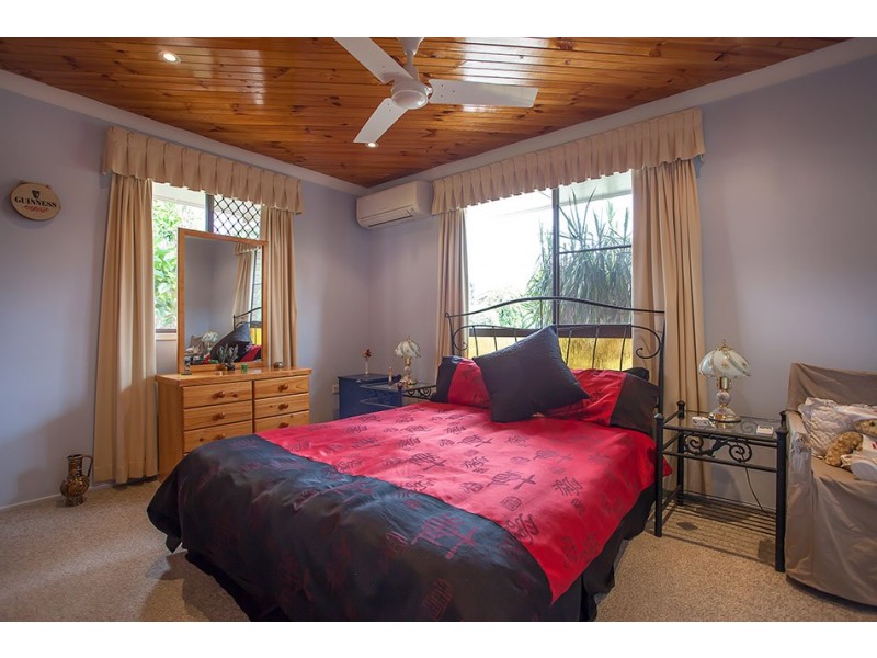 5 Glengowan Court, Newtown QLD 4350