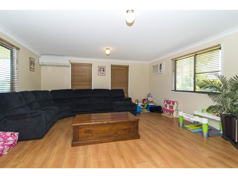 13 Balfour Street, Wyreema QLD 4352