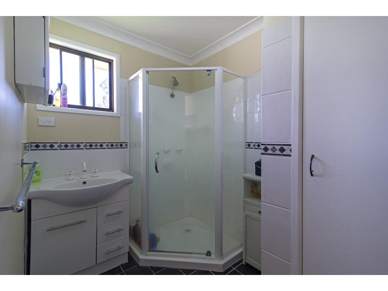 13 Balfour Street, Wyreema QLD 4352