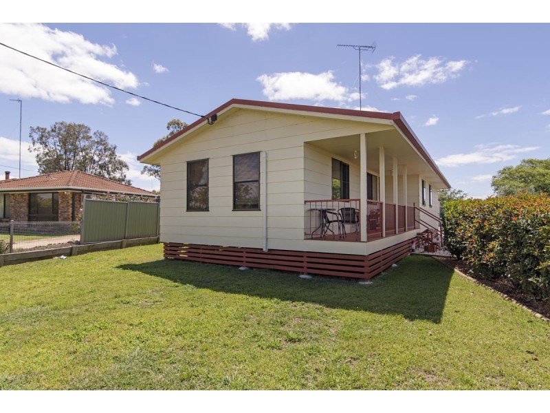 13 Balfour Street, Wyreema QLD 4352