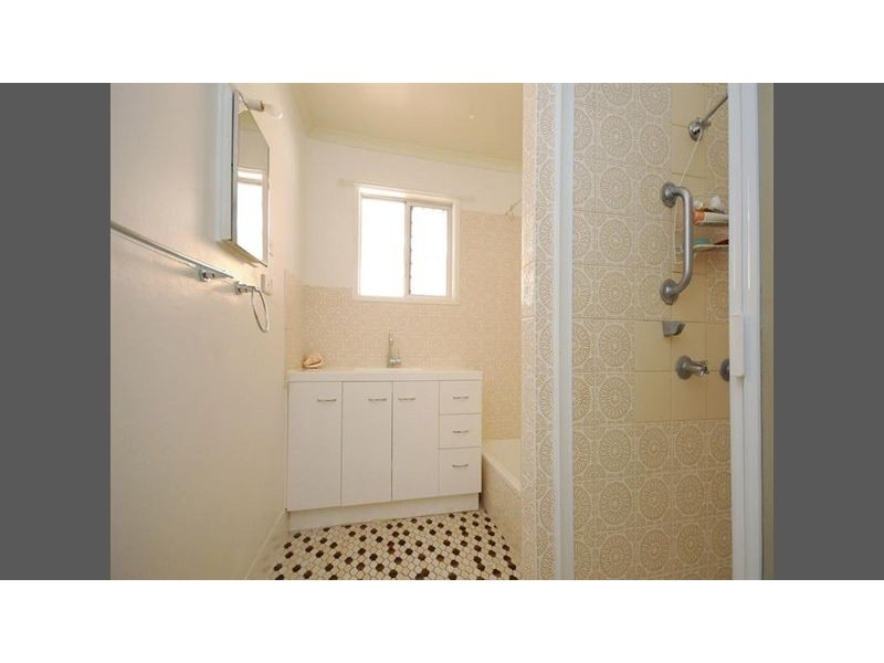 18 Marcia Street, Rangeville QLD 4350