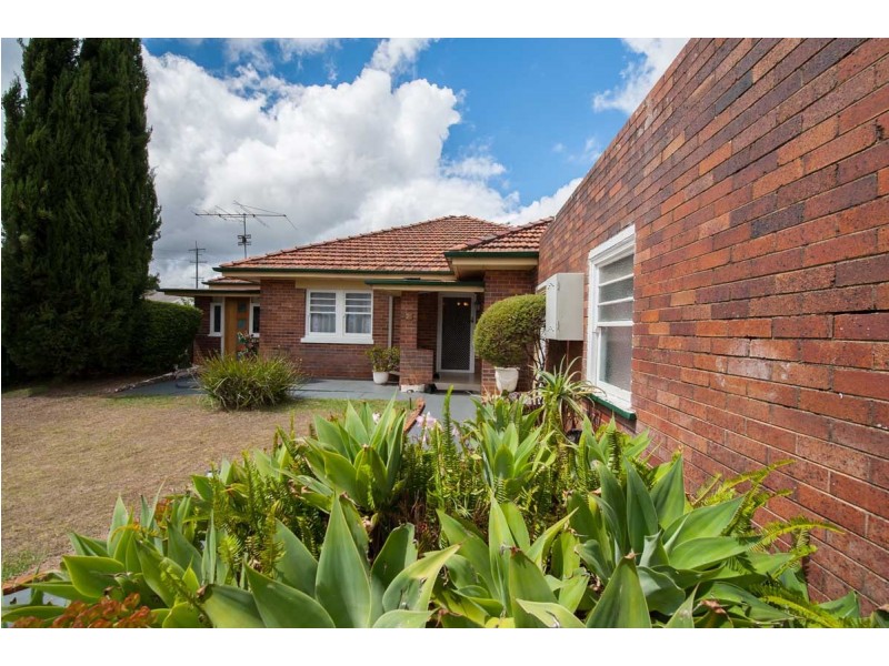 26 Tolmie Street, South Toowoomba QLD 4350