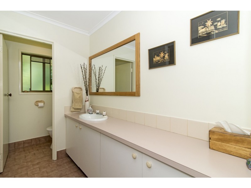 4 Echidna Crescent, Top Camp QLD 4350
