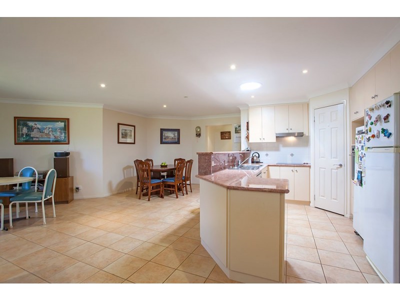 59 Palmer Drive, Highfields QLD 4352