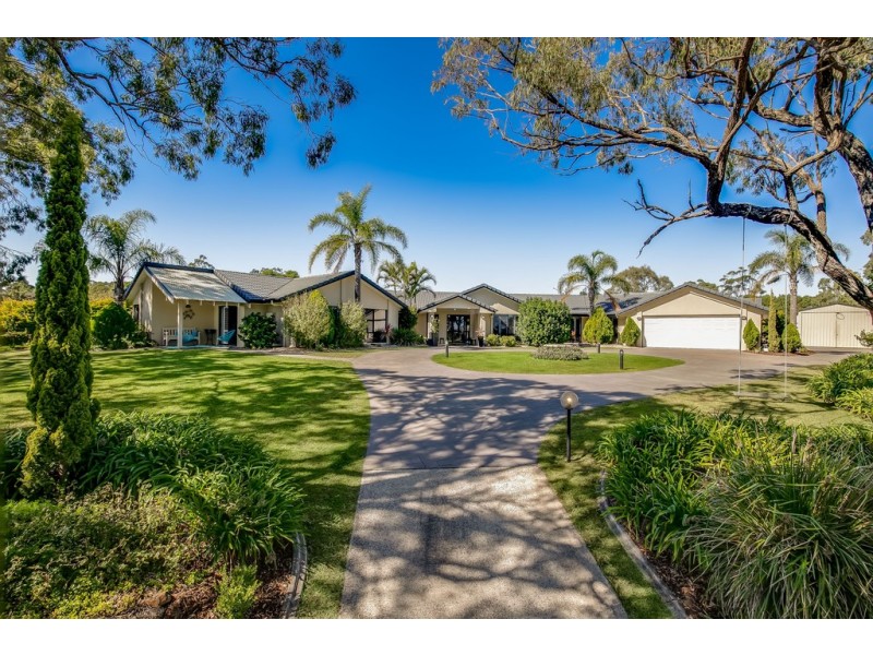 7 Christine Court, Cotswold Hills QLD 4350