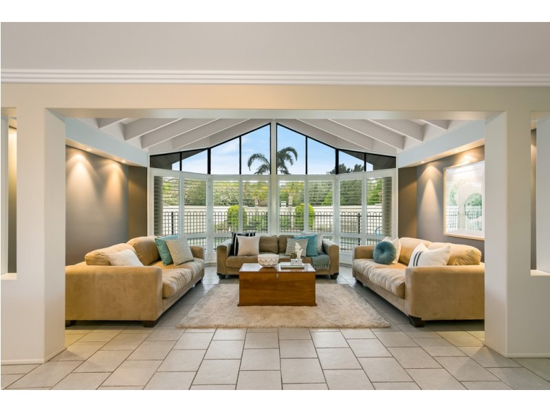 7 Christine Court, Cotswold Hills QLD 4350