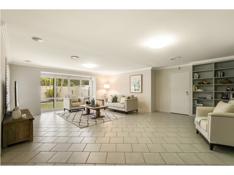 7 Christine Court, Cotswold Hills QLD 4350