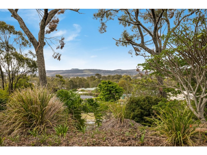 7 Christine Court, Cotswold Hills QLD 4350