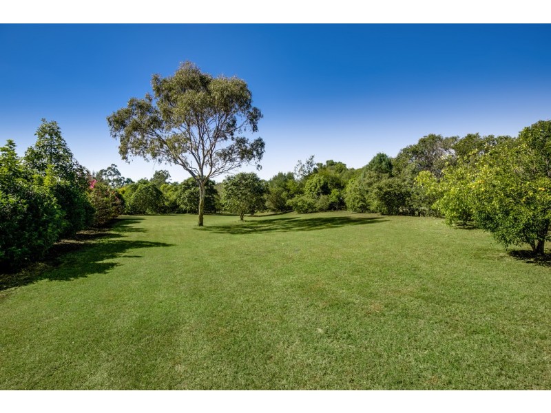 7 Christine Court, Cotswold Hills QLD 4350
