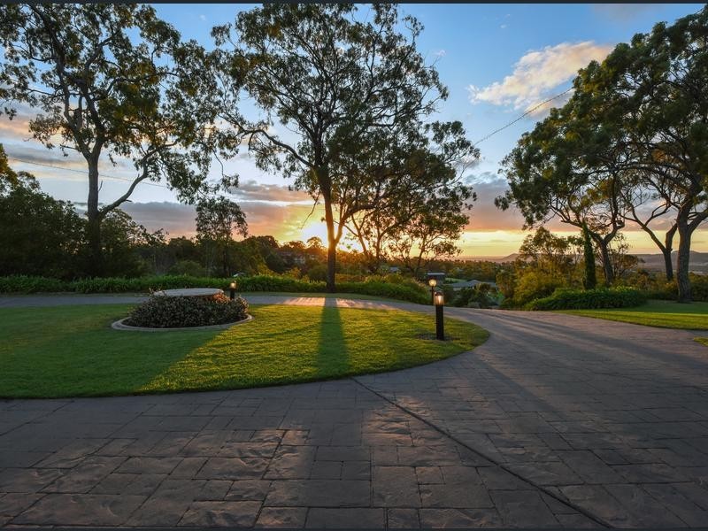 7 Christine Court, Cotswold Hills QLD 4350