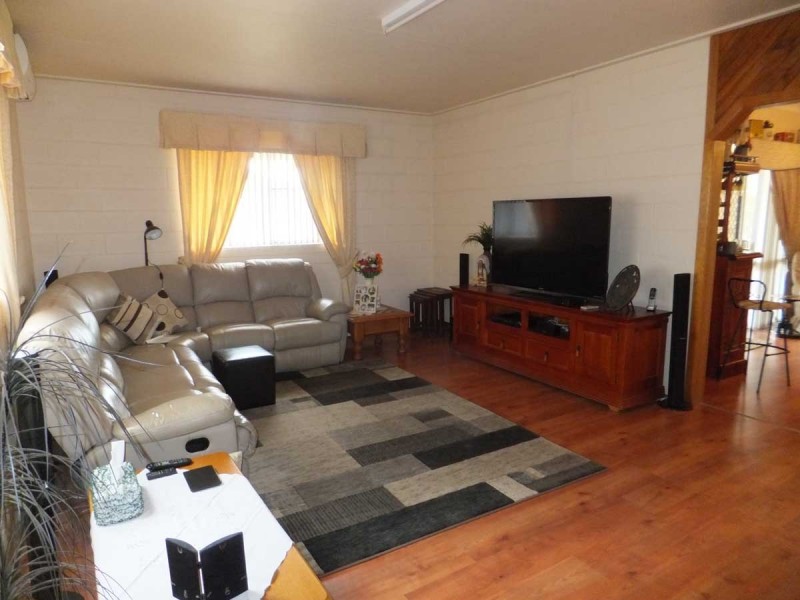 70 Willis Road, Meringandan West QLD 4352