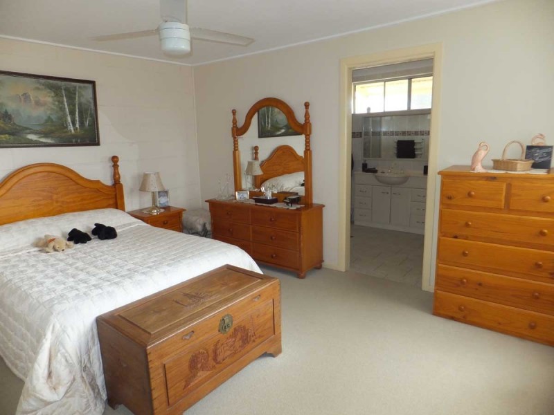 70 Willis Road, Meringandan West QLD 4352